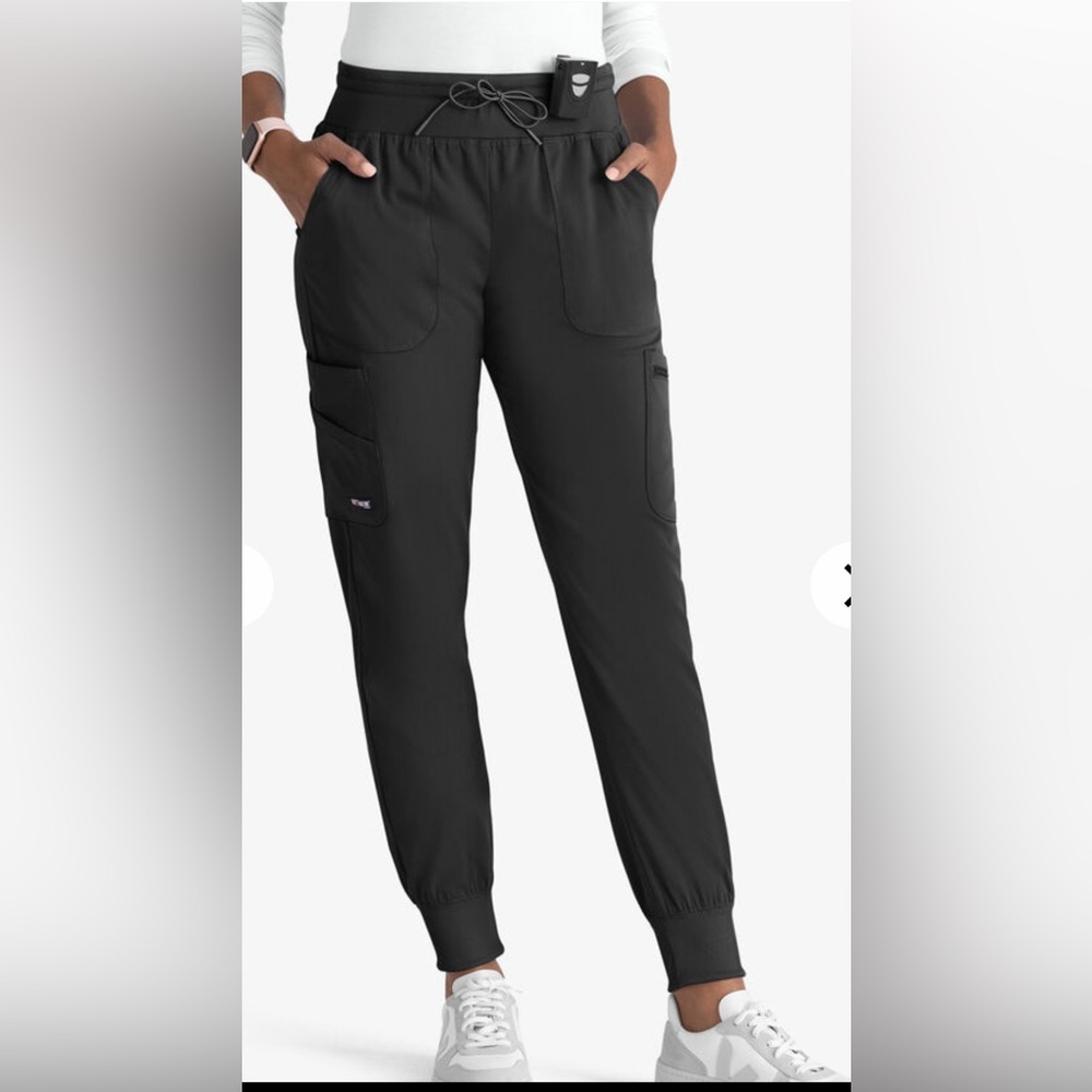 Grey’s Anatomy by Barco Spandex Stretch Carly 7-Pocket Cargo Jogger Scrub Pants